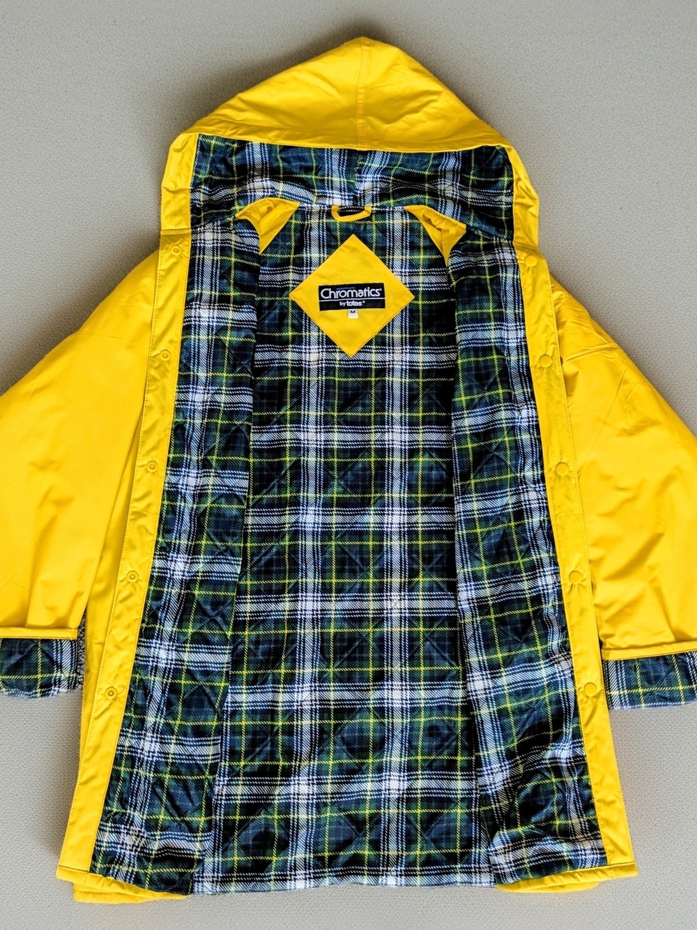 Vintage Chromatics by Totes Yellow Raincoat Plaid Lining Hooded Size M